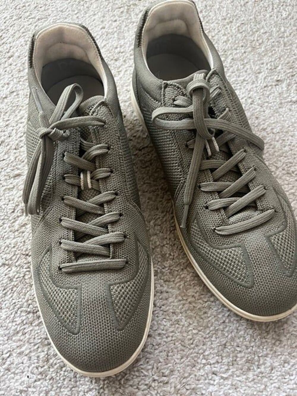 Rothy's Men's RS01 Sneaker | Olive Green | M9